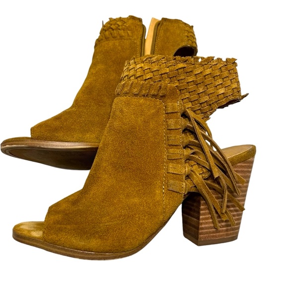 Lucky Brand Tan Suede Open Toe Heeled Shoes Size 7 - Picture 2 of 12